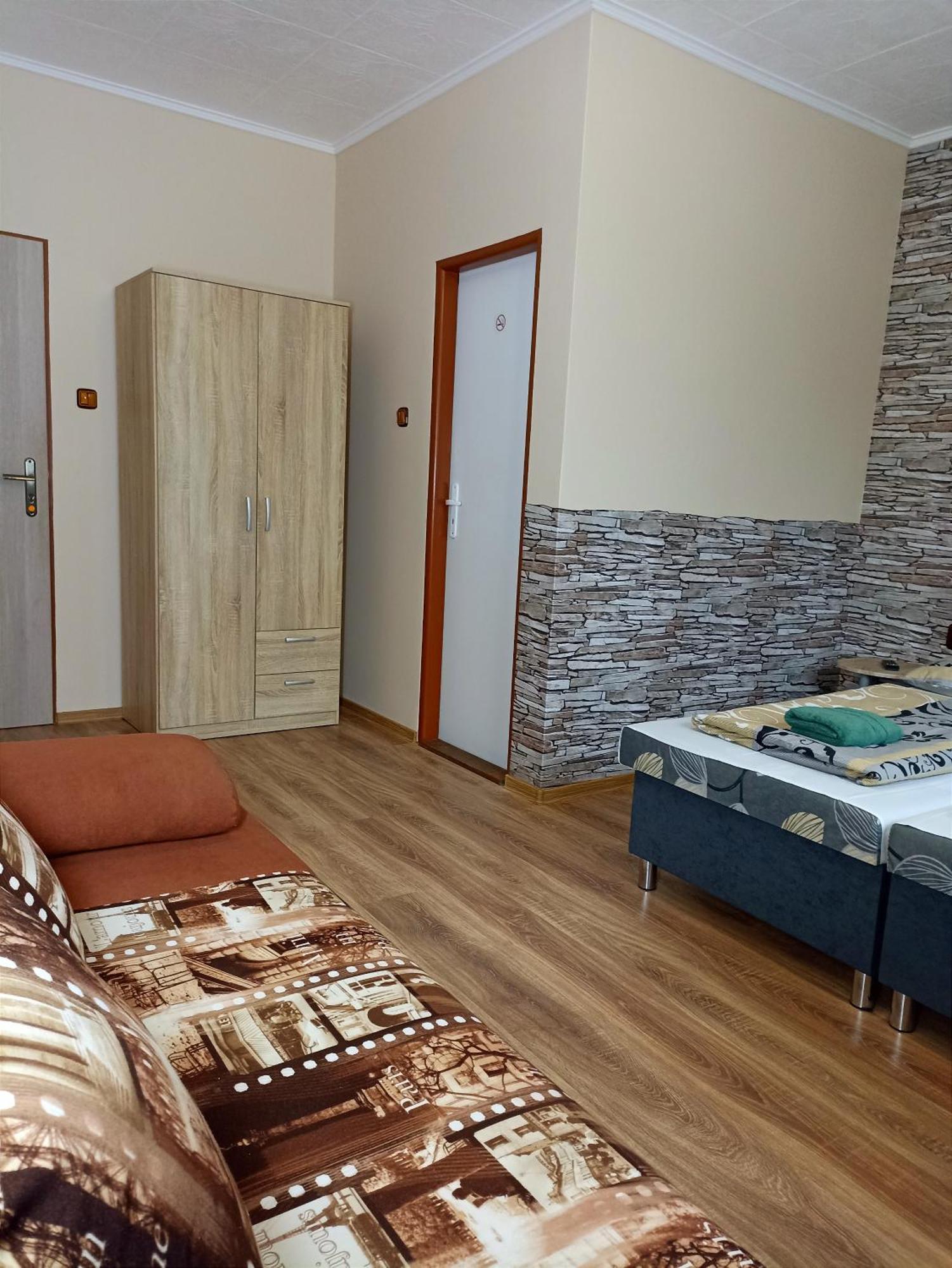 Abturist Penzion Štúrovo Exterior foto
